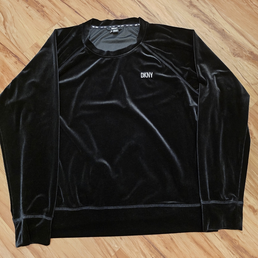 DKNY Women's Black Velour Long Sleeve Top